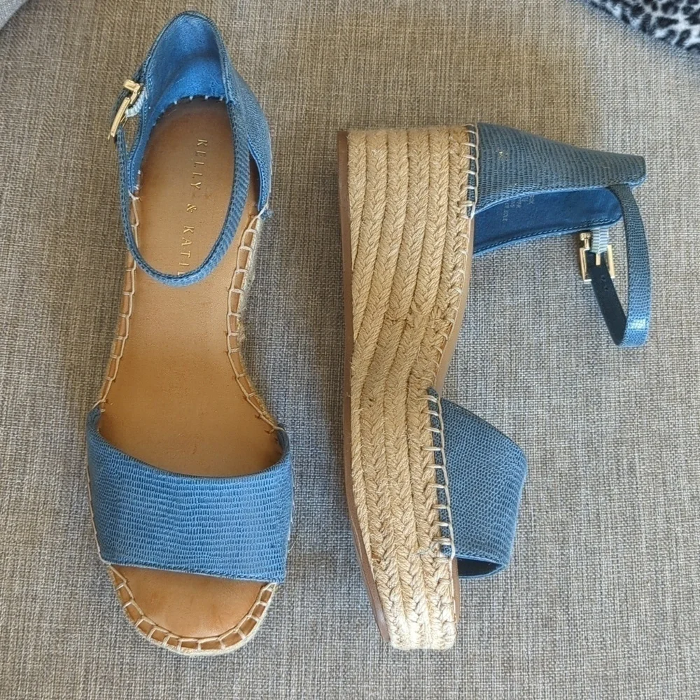 Kelly & Katie Wedgewood Blue Espadrille Wedge Sandals Size 8M